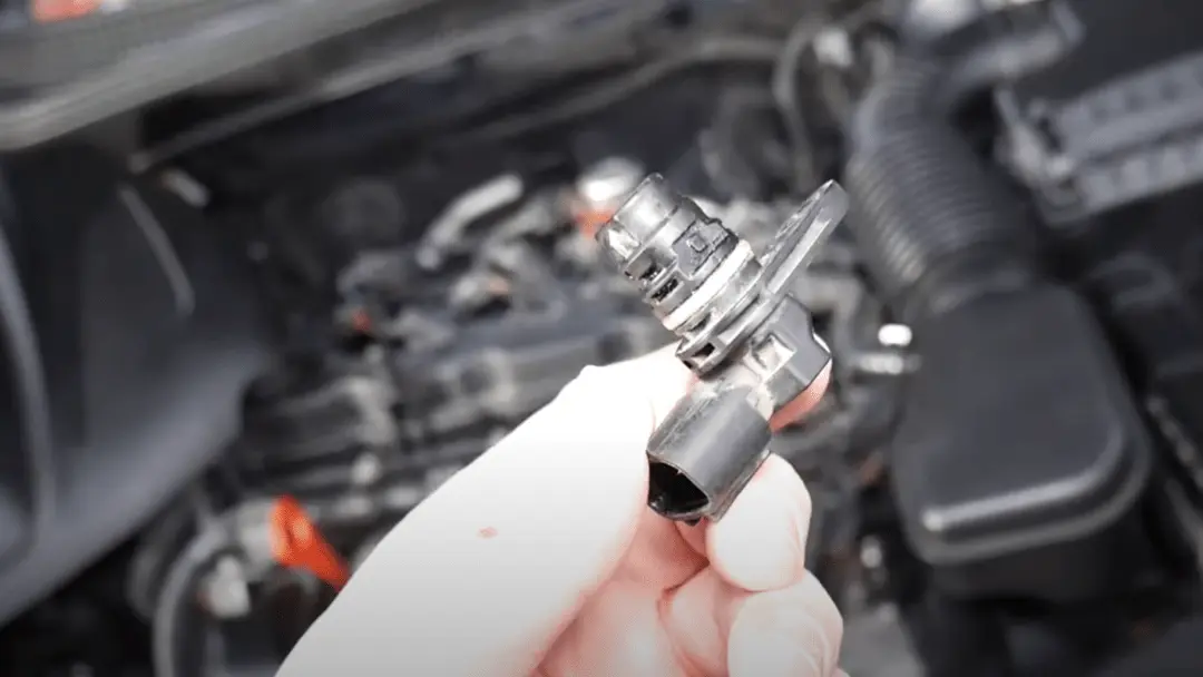 how many camshaft position sensors are in a car