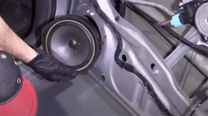 car speaker not working on one side
