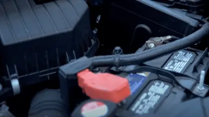 disconnecting and reconnecting car battery