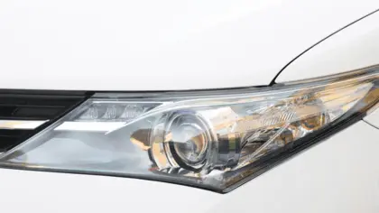 does autozone replace headlights