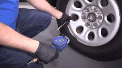 what should the tire pressure be on a chevy silverado